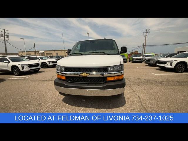 2025 Chevrolet Express LT