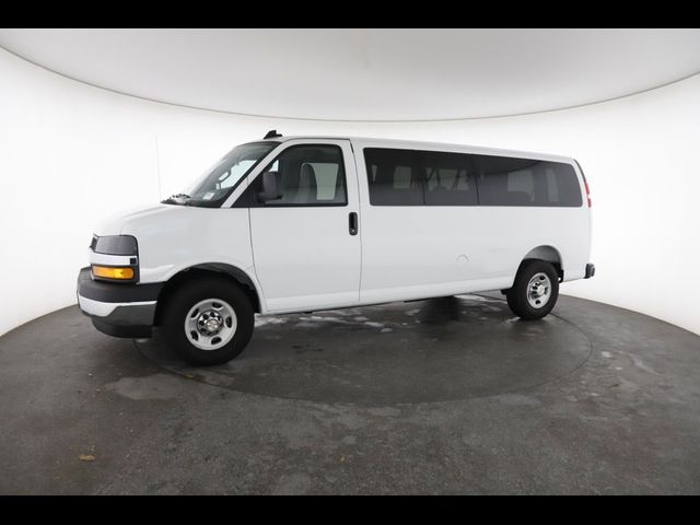 2025 Chevrolet Express LT