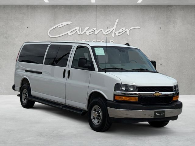 2025 Chevrolet Express LT
