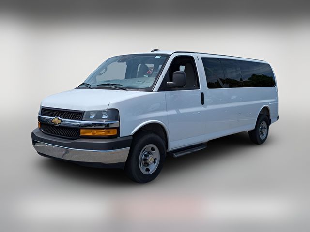 2025 Chevrolet Express LT