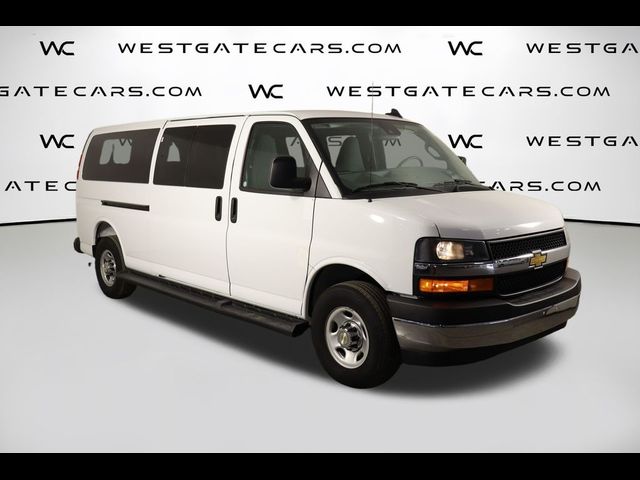 2025 Chevrolet Express LT