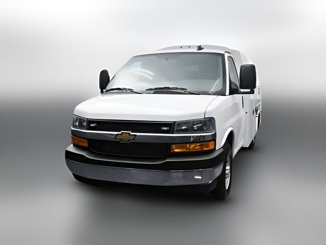2025 Chevrolet Express Base