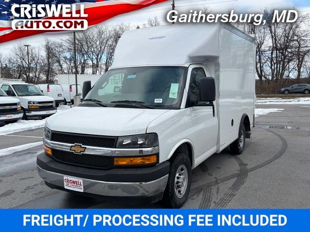 2025 Chevrolet Express Base