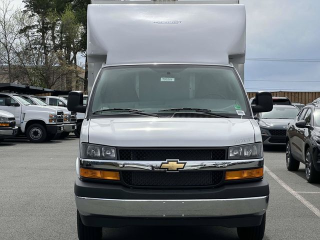 2025 Chevrolet Express Base
