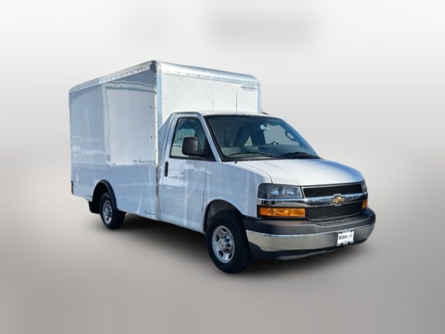2025 Chevrolet Express Base