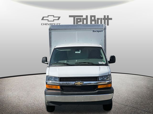 2025 Chevrolet Express Base