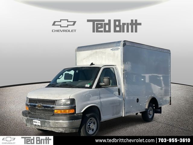 2025 Chevrolet Express Base
