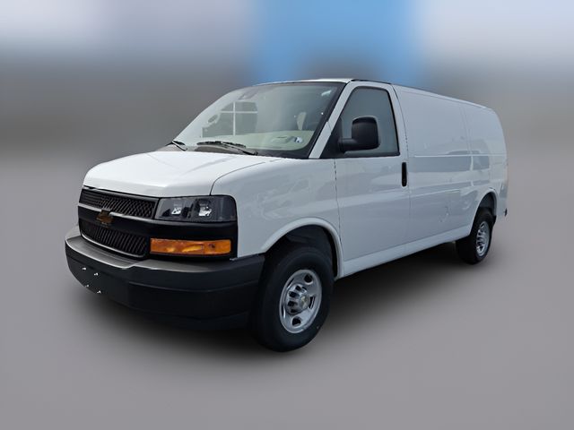 2025 Chevrolet Express Base