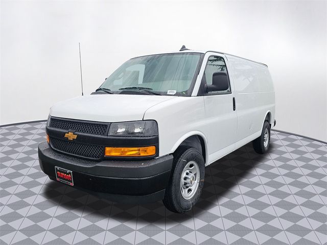 2025 Chevrolet Express Base