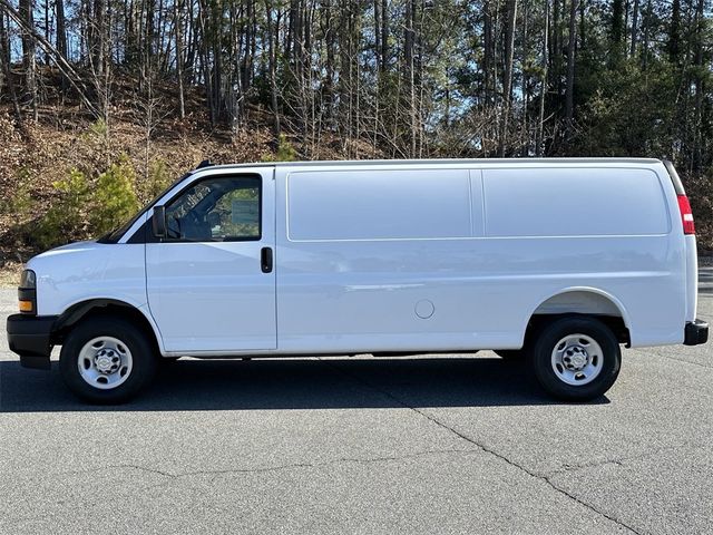 2025 Chevrolet Express Base