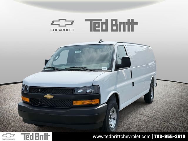 2025 Chevrolet Express Base