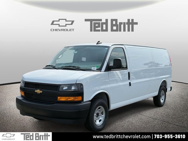 2025 Chevrolet Express Base