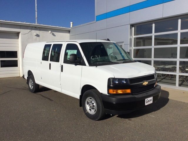 2025 Chevrolet Express Base
