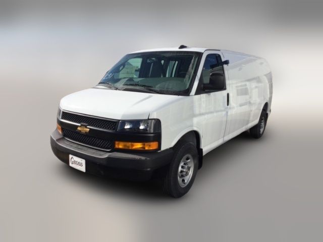 2025 Chevrolet Express Base