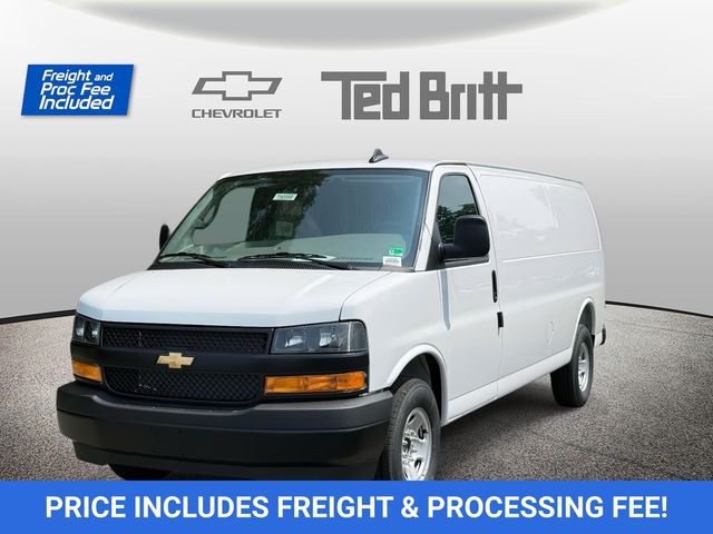 2025 Chevrolet Express Base