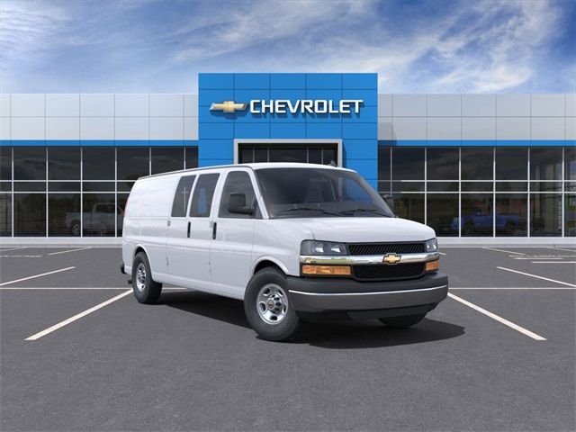 2025 Chevrolet Express Base