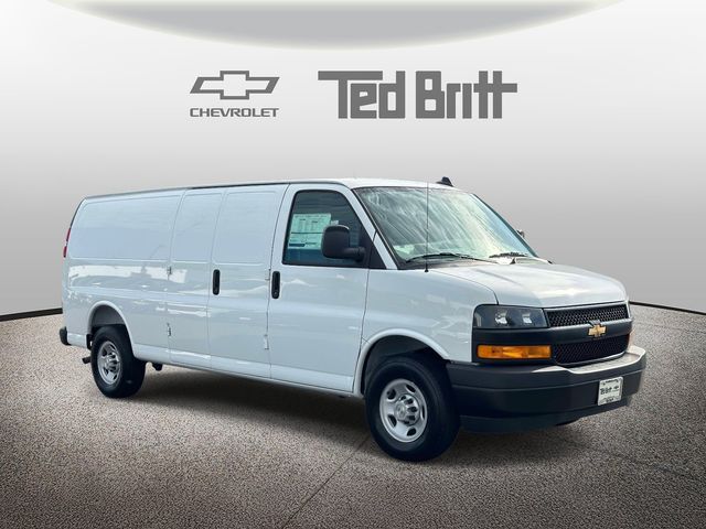 2025 Chevrolet Express Base