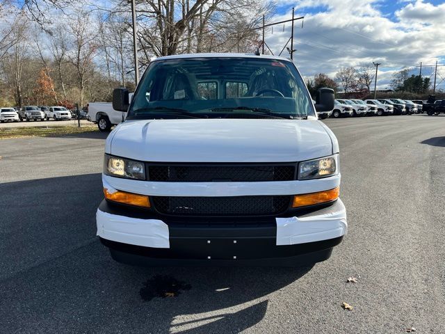 2025 Chevrolet Express Base