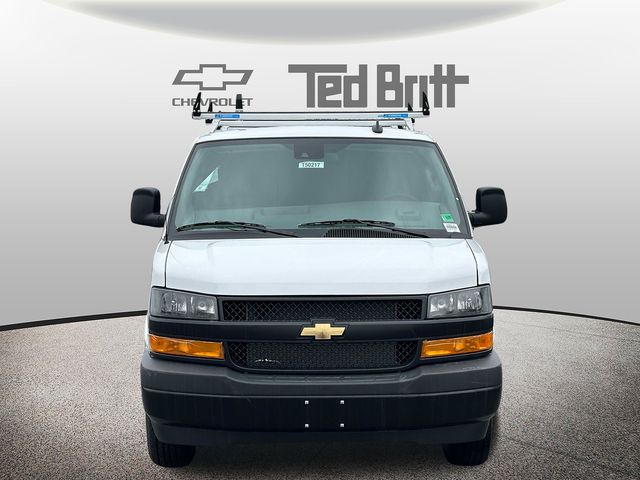 2025 Chevrolet Express Base