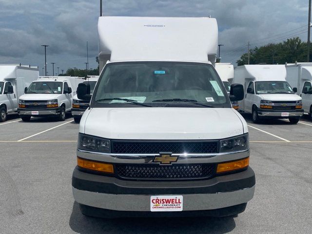 2025 Chevrolet Express Base