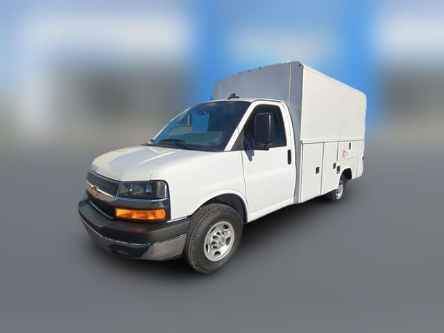 2025 Chevrolet Express Base