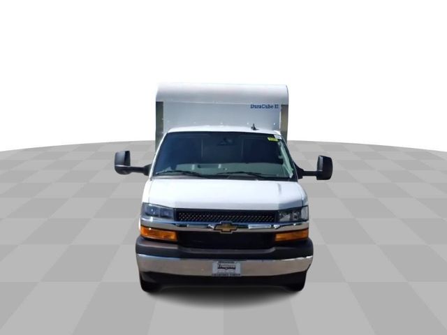 2025 Chevrolet Express Base