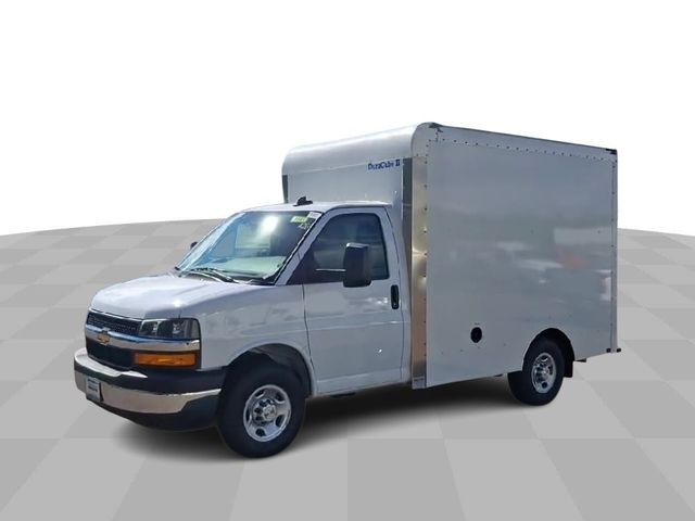 2025 Chevrolet Express Base