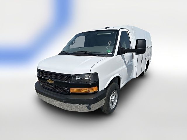 2025 Chevrolet Express Base