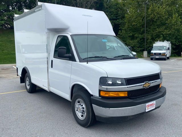 2025 Chevrolet Express Base