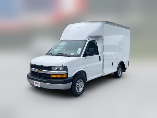 2025 Chevrolet Express Base