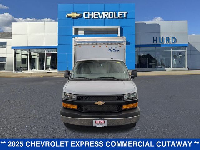 2025 Chevrolet Express Base