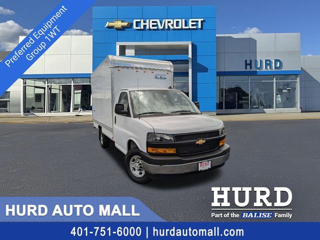 2025 Chevrolet Express Base
