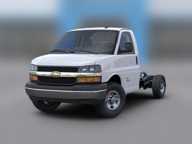 2025 Chevrolet Express Base