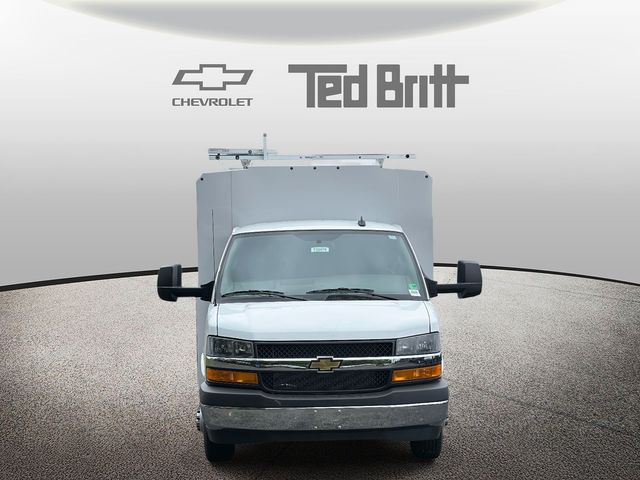 2025 Chevrolet Express Base