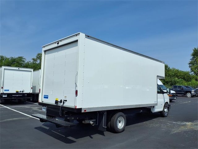 2025 Chevrolet Express Base