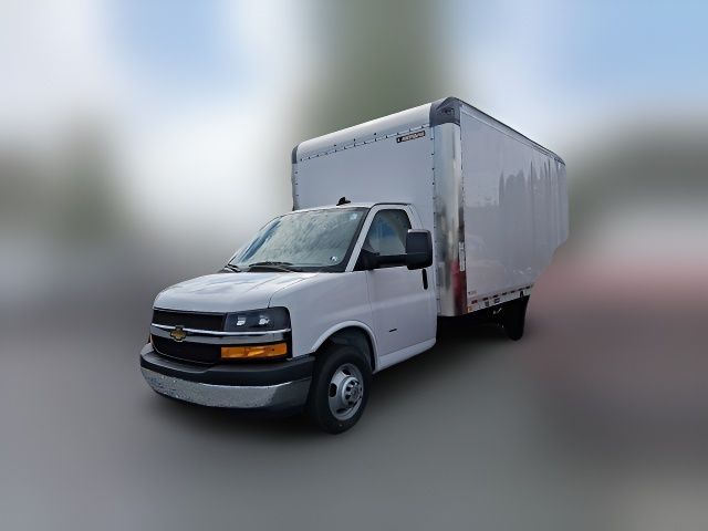 2025 Chevrolet Express Base