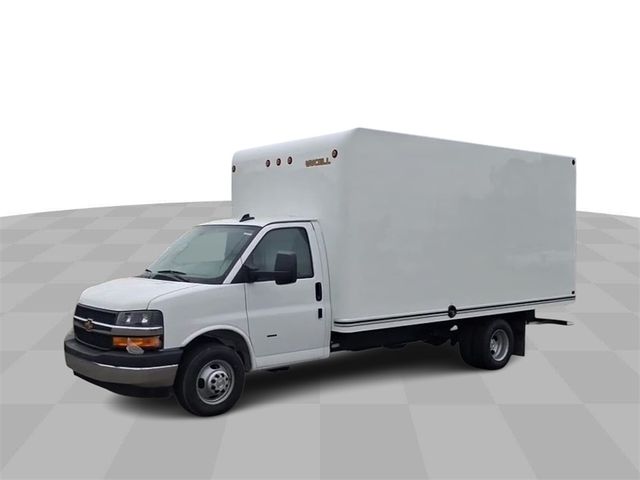 2025 Chevrolet Express Base