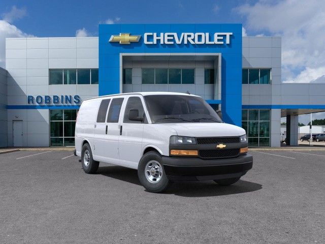 2025 Chevrolet Express Base