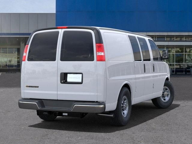 2025 Chevrolet Express Base