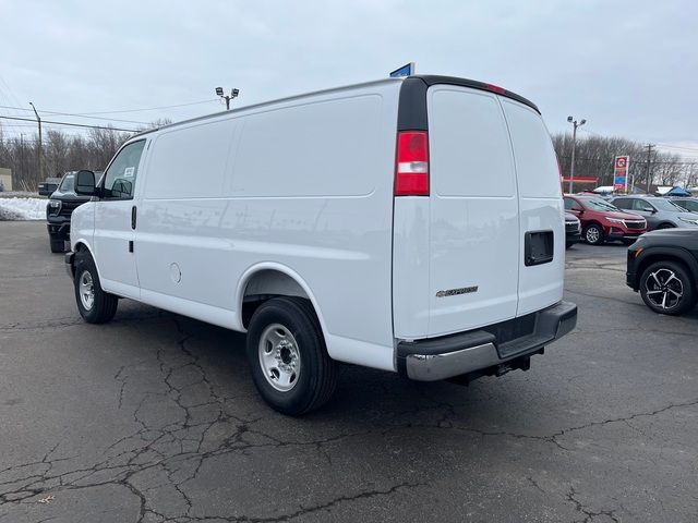 2025 Chevrolet Express Base