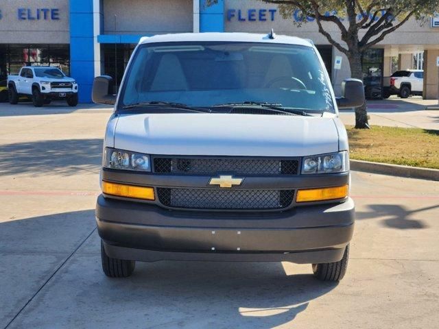 2025 Chevrolet Express Base