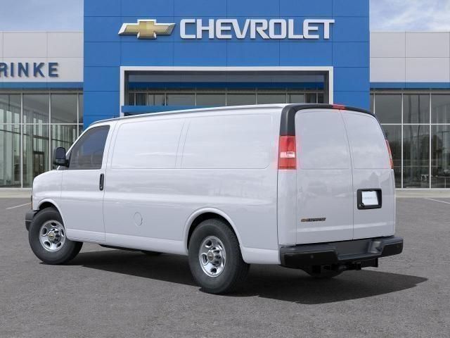 2025 Chevrolet Express Base