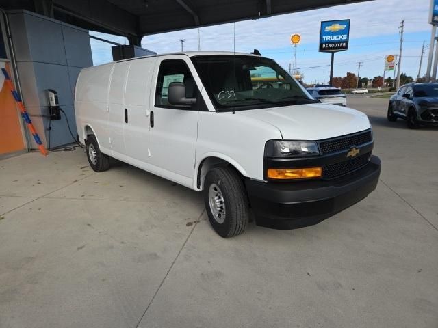 2025 Chevrolet Express Base