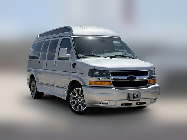 2025 Chevrolet Express Base