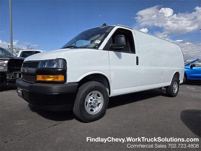2025 Chevrolet Express Base