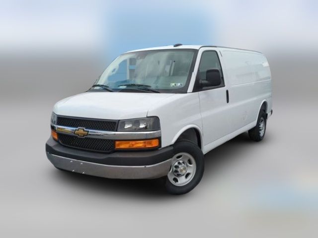 2025 Chevrolet Express Base