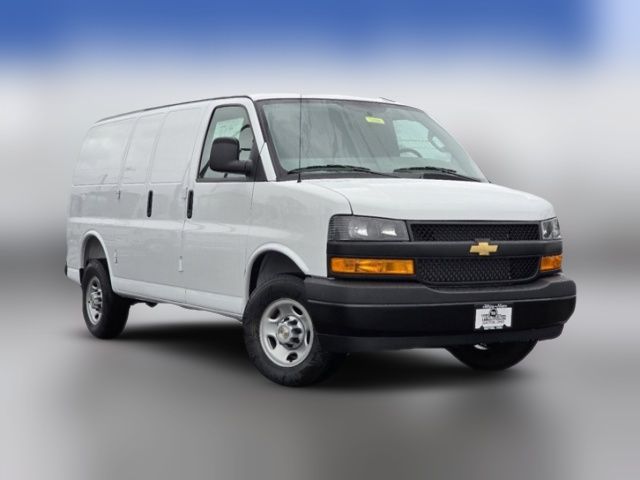 2025 Chevrolet Express Base