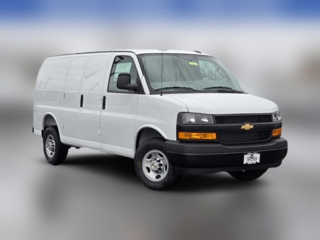 2025 Chevrolet Express Base