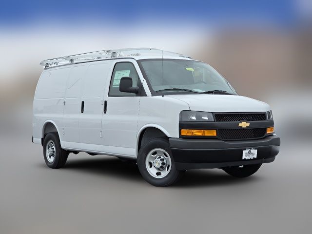 2025 Chevrolet Express Base