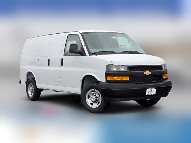 2025 Chevrolet Express Base